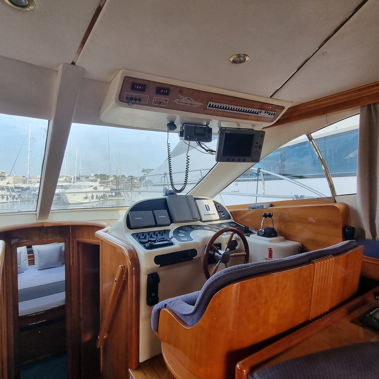 YATE. DIA COMPLETO 8 HORAS. PRIVADO - Imagen 4