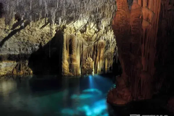 EXPERIENCIA CUEVA MARINA