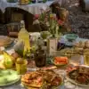 EXPERIENCIA PICNIC MALLORQUÍN ENTRE OLIVOS - Imagen 3